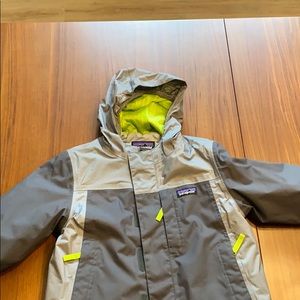 Patagonia boys winter jacket XS 5-6